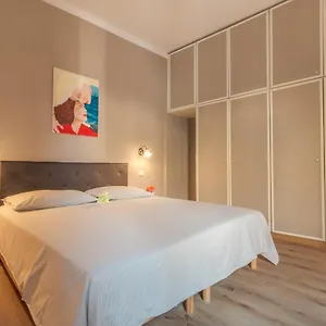  Apartamento Family Colours Close To @rialto Mercato Italia